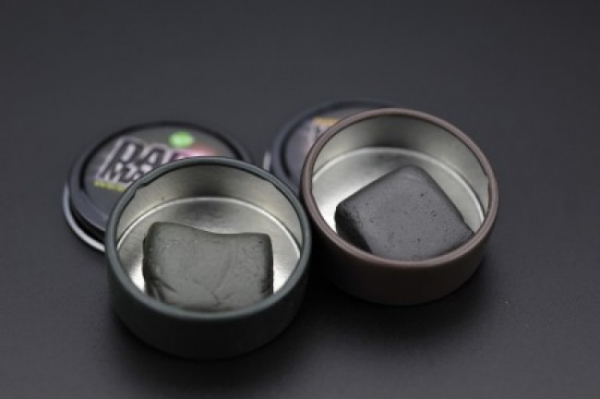 plastické olovo - korda dark matter tungsten putty