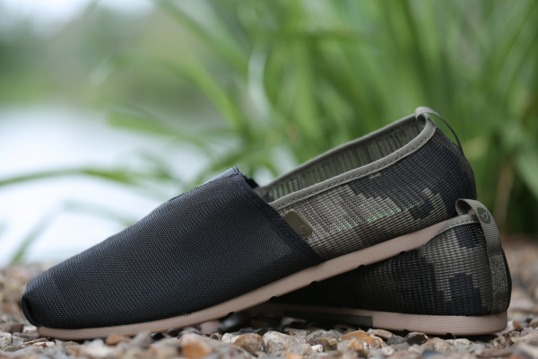 Topánky KORDA Kore slip ons KAMO/BLACK