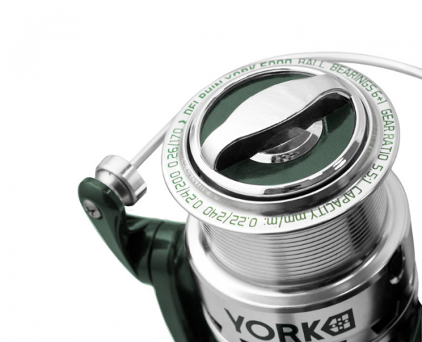 Naviják - Delphin YORK 40