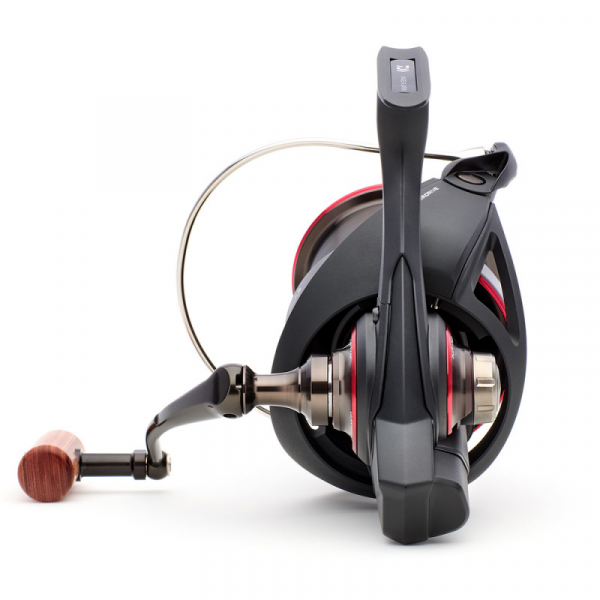Naviják Daiwa 26 TOURNAMENT BASIA 45 SCW QD