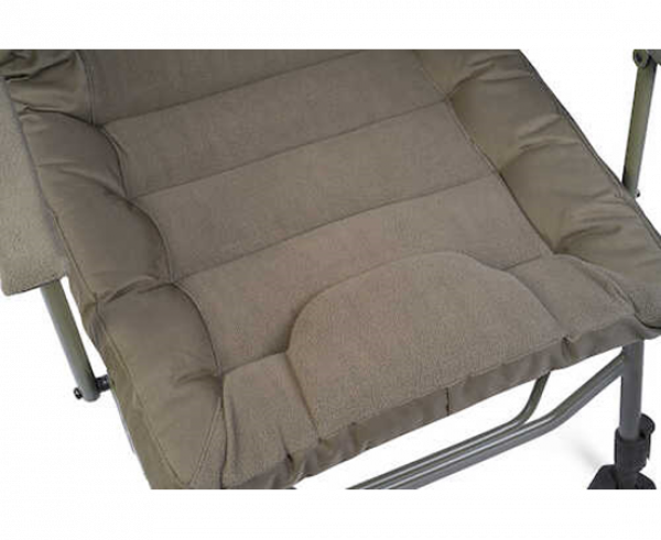 Horgász szék - Avid Carp Benchmark Memory Foam Recliner