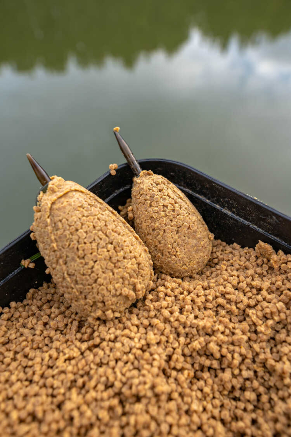 Krmítko - Korum CAMO METHOD - LARGE