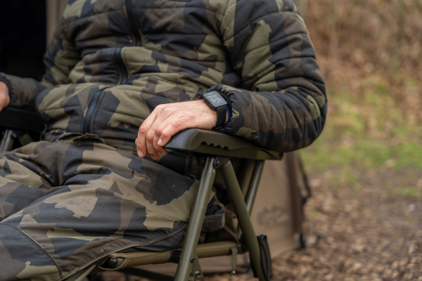 Křeslo Avid Carp Revolve Armchair