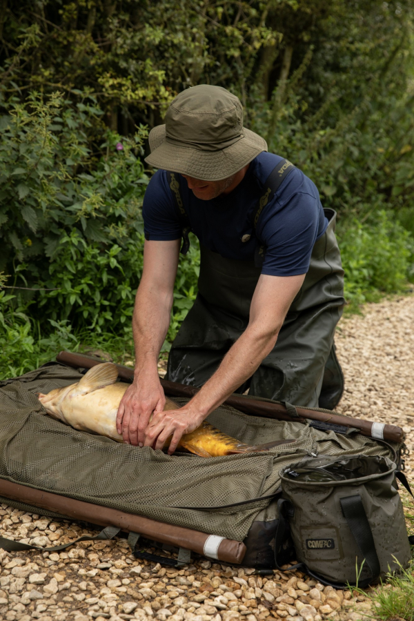 Vážiaci sak Korda Compac Retainer Sling