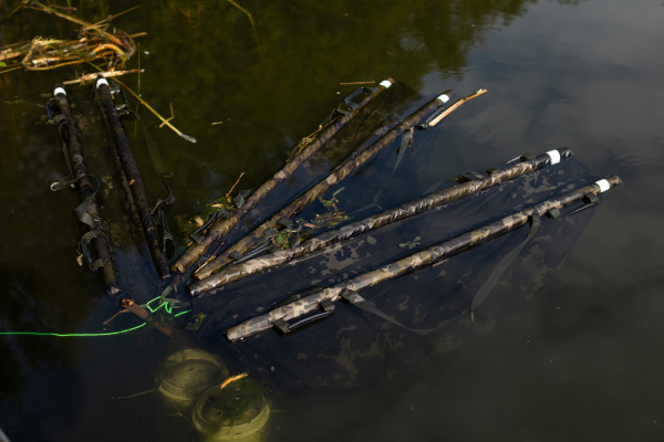 Korda Compac Retainer Sling Dark Kamo mérlegelő 