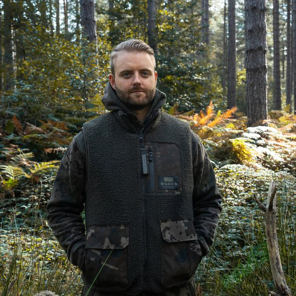 NASH ZERO TOLERANCE SHERPA FLEECE REVERSIBLE BODY WARMER