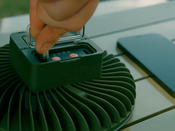 Delphin Ventix Ventilátor világítással 4400 mAh