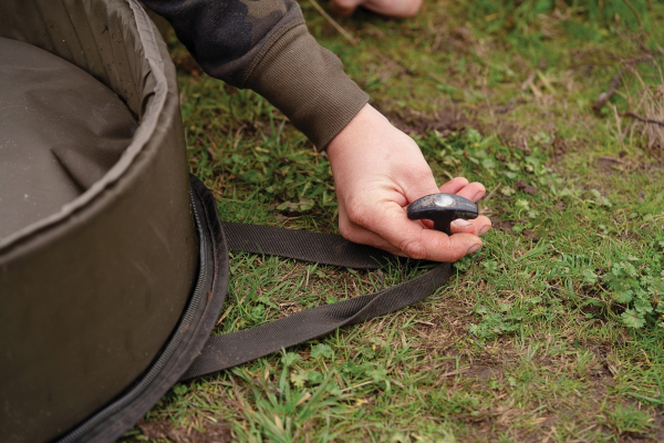 Podložka Korda Basix Carp Cradle XL