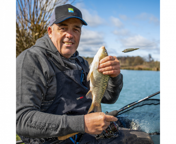 PRESTON ICS In-Line Banjo XR Feeder - MEDIUM