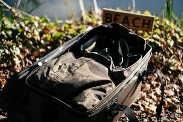 NASH Subterfuge Waterbox Carryall