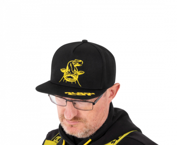 BLACK CAT Black Flat Peak Cap