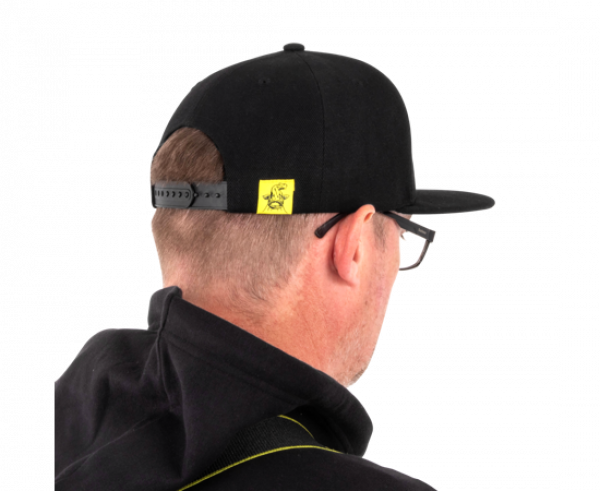 BLACK CAT Black Flat Peak Cap