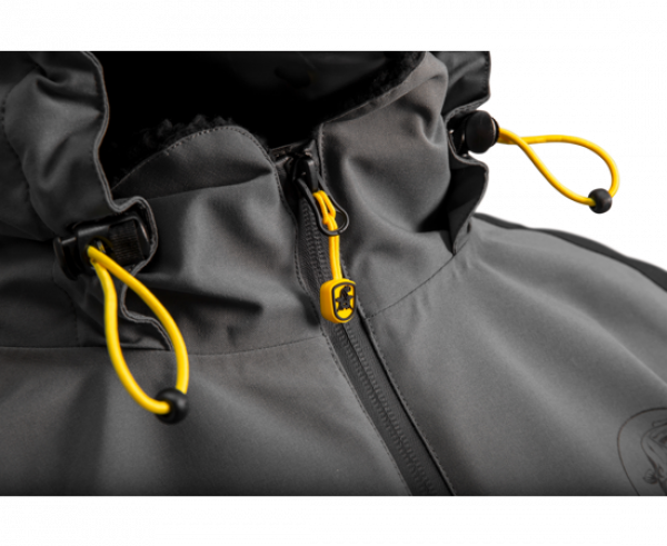 BLACK CAT Cat Shield Storm Jacket