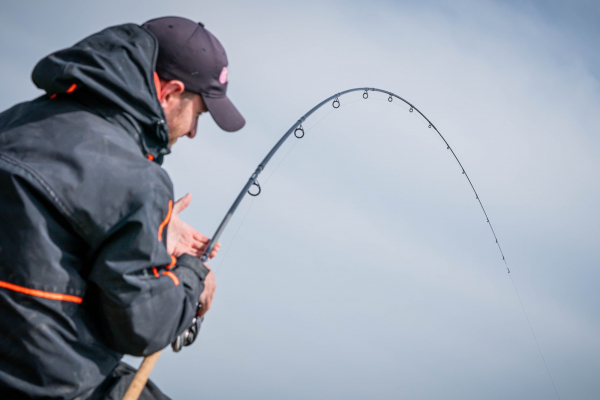 GURU A-Class Power Distance Feeder 3