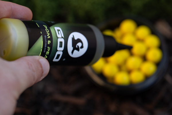 KIANA CARP Pom and Pear Supreme Goo