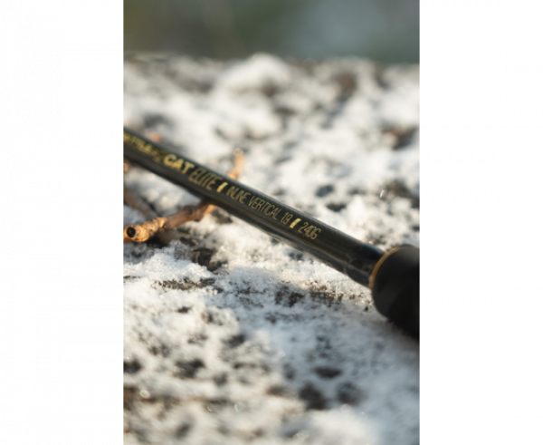 BLACK CAT Battle Cat Elite Vertical