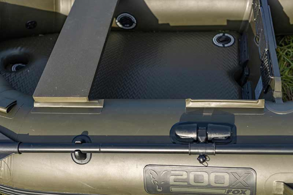 Fox 200 X Boat