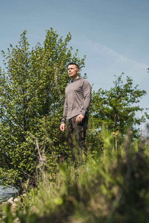 Korda UPF Hooded Top | Dark Khaki