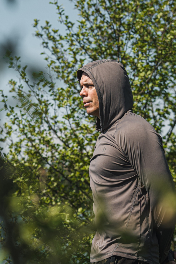 Korda UPF Hooded Top | Charcoal