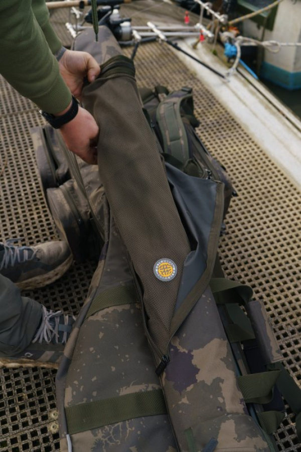SOLAR WORLDWIDE 3+ ROD HOLDALL