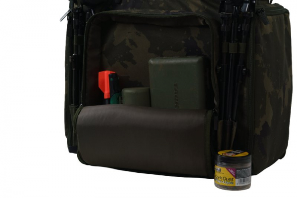 SOLAR WORLDWIDE 30L RUCKSACK