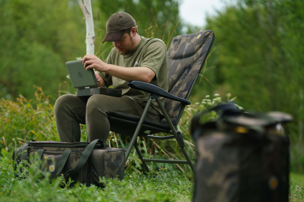 Solar WORLDWIDE RECLINER - HIGH