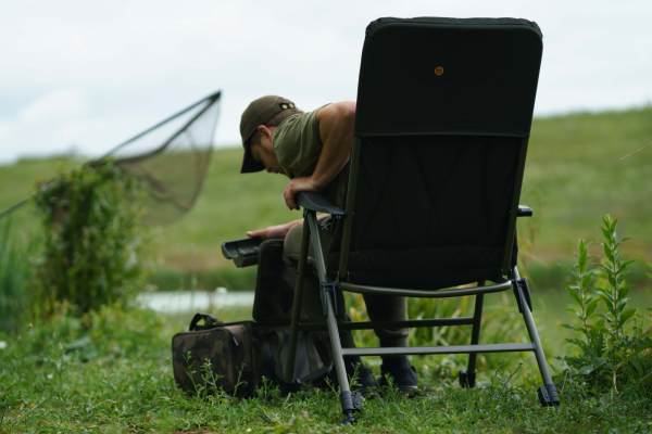 Solar WORLDWIDE RECLINER - HIGH