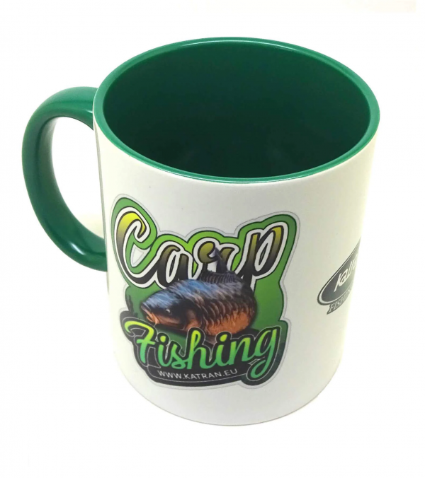KATRAN Branded Mug – biely so zeleným uškom