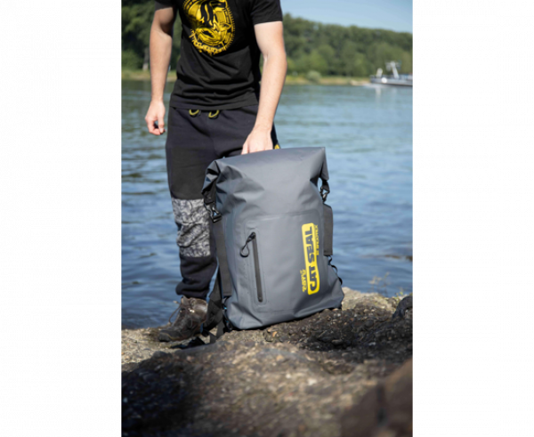BLACK CAT Cat Seal 30L WP Rucksack