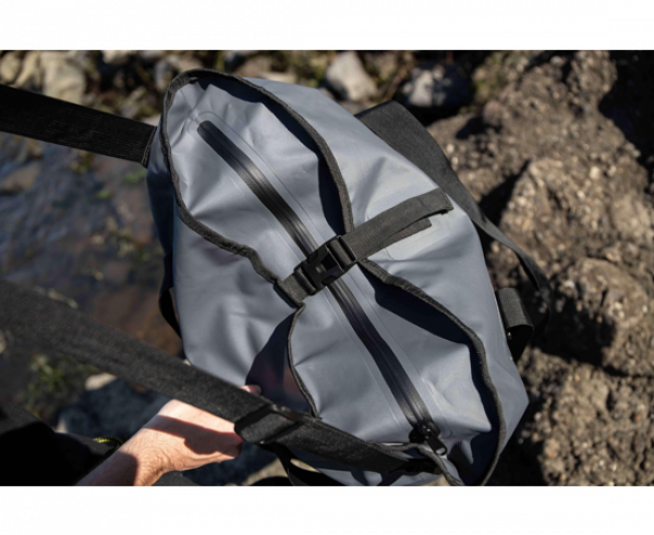 BLACK CAT Cat Seal 50L WP Sling Bag