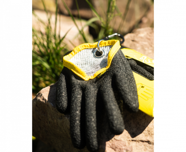 BLACK CAT Landing Glove Left